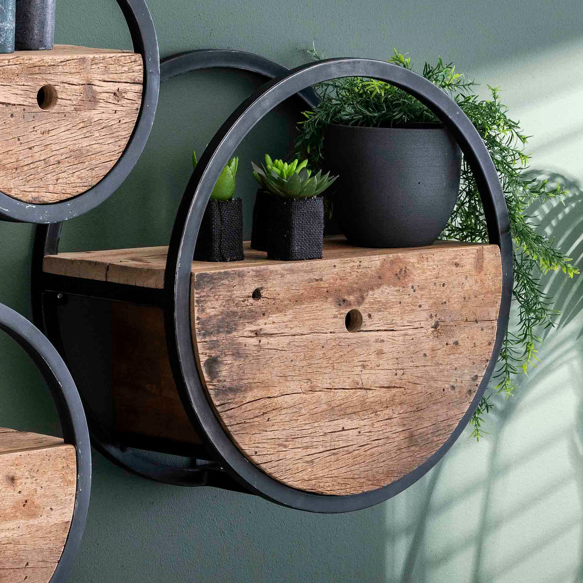 Se Rustico - Rund væghylde i genbrugstræ, ø 50 cm ❤ Kæmpe udvalg i 3-nordic - Køb online på udsalg og tilbud lige nu ❤ Meget billig fragt og hurtig levering - Varenummer: 3-nordic-2100 og barcode / Ean: på lager - Udsalg på Genbrugstræ Store besparelser – op til 77% - Udsalg på mere end 2.281 populære mærker