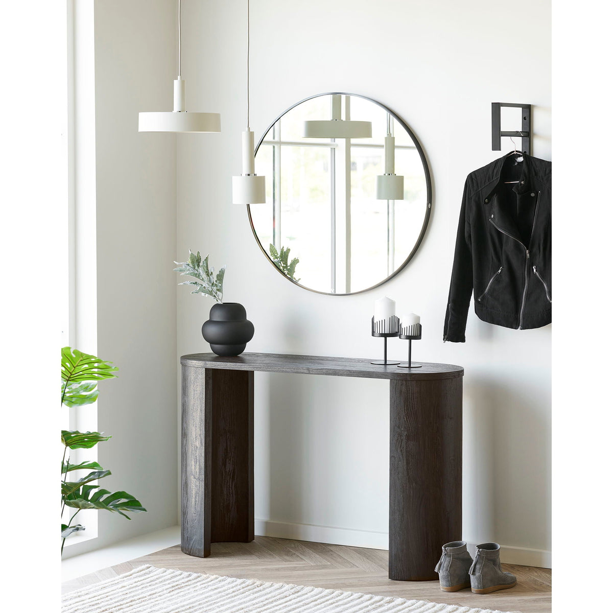 Se House Nordic - Bibione konsolbord - Mørkebrun - 38Ã114Ã75 cm ❤ Kæmpe udvalg i House Nordic - Køb online på udsalg og tilbud lige nu ❤ Meget billig fragt og hurtig levering - Varenummer: Bolig&Haven-52767875137866 og barcode / Ean: 5713917038107 på lager - Udsalg på Store besparelser – op til 67% - Store besparelser på over 2.281 brands
