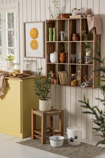 Se Ib Laursen - Hundeskål lille emalje - H:7 Ø:17cm ❤ Kæmpe udvalg i Ib Laursen - Køb online på udsalg og tilbud lige nu ❤ Billig fragt og hurtig levering - Varenummer: Bolig&Haven-47767357325642 og barcode / Ean: 5709898248307 på lager - Udsalg på Få op til 63% i rabat - Over 1.798 brands samlet på udsalg