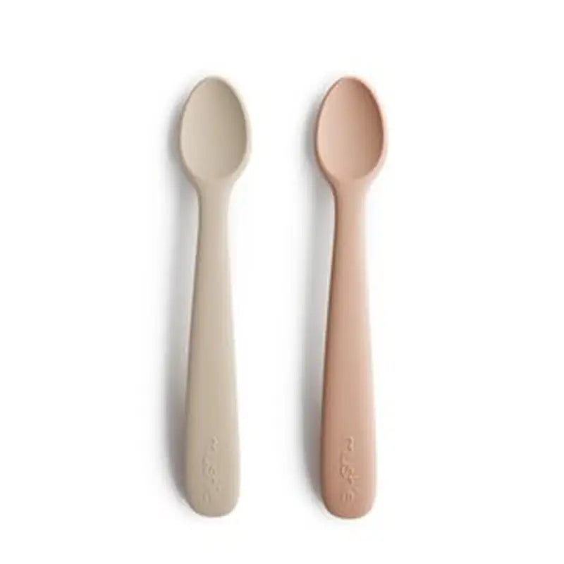 Mushie silikone babyskeer 2-pak i Blush og Shifting Sand