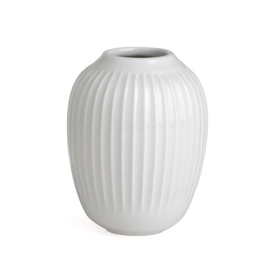 Se Kähler Hammershøi vase mini hvid ✔ Kæmpe udvalg i Kähler ✔ Hurtig levering: 1 - 2 Hverdage samt billig fragt - Varenummer: NDN-25138-01 og barcode / Ean: '5703779153704 på lager - Udsalg på Home & Garden - Decor - Vases Spar op til 61% - Over 1300 kendte brands på udsalg