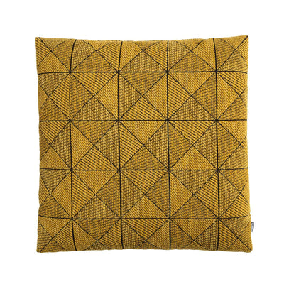 Se Muuto Tile pude 45x45 cm gul ❤ Stort online udvalg i Muuto ❤ Meget billig fragt og hurtig levering: 1 - 2 hverdage - Varenummer: NDN-26877-02 og barcode / Ean: '5710562113623 på lager - Udsalg på Home & Garden - Decor - Throw Pillows Spar op til 63% - Over 1334 design brands på udsalg