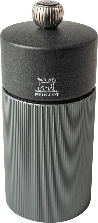 Se Peugeot Peberkværn Line 5 x 12 cm Grafit Aluminium/bøg Str 6 - Salt & Peber Træ ❤ Stort online udvalg i Peugeot ❤ Meget billig fragt og hurtig levering: 1 - 2 hverdage - Varenummer: MGS-S11156070 og barcode / Ean: 4006950039929 på lager - Udsalg på Bolig - Køkkenudstyr - Køkkenartikler - Salt & peber Spar op til 51% - Over 1112 kendte brands på udsalg