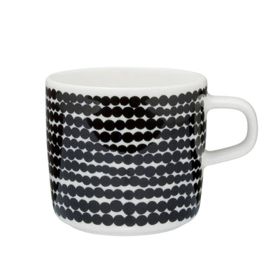Se Marimekko Räsymatto kaffekop 20 cl sort-hvid ❤ Stort online udvalg i Marimekko ❤ Meget billig fragt og hurtig levering: 1 - 2 hverdage - Varenummer: NDN-26921-02 og barcode / Ean: '6411253241005 på lager - Udsalg på Home & Garden - Kitchen & Dining - Tableware - Drinkware - Coffee & Tea Cups Spar op til 61% - Over 1334 design brands på udsalg