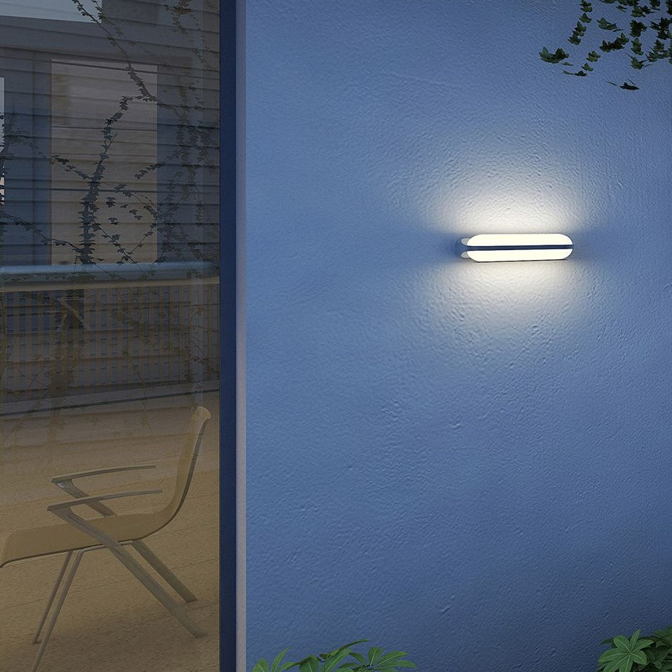 Se Siam - Udendørslampe i sort metal og glas ❤ Kæmpe udvalg i 3-nordic - Køb online på udsalg og tilbud lige nu ❤ Lav fragtpris og hurtig levering - Varenummer: 3-nordic-4038 og barcode / Ean: på lager - Udsalg på Lamper - Udendørslamper Op til 61% rabat - Mere end 1.329 populære mærker på udsalg