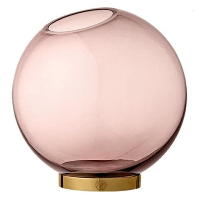 Se AYTM Globe vase large pink-messing ✔ Kæmpe udvalg i AYTM ✔ Hurtig levering: 1 - 2 Hverdage samt billig fragt - Varenummer: KTT-27796-05 og barcode / Ean: '5704444069542 på lager - Udsalg på Indretning - Dekoration - Vaser Spar op til 51% - Over 1354 kendte brands på udsalg