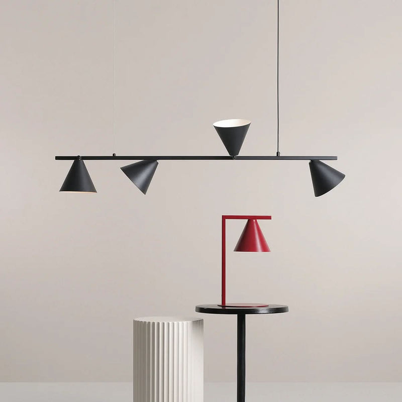 Se tilbud på Frigg loftlampe i sort metal! Billigt udsalg på 3-nordic. Køb online nu! Hurtig levering, 1-2 hverdage. Spar op til 56%.
