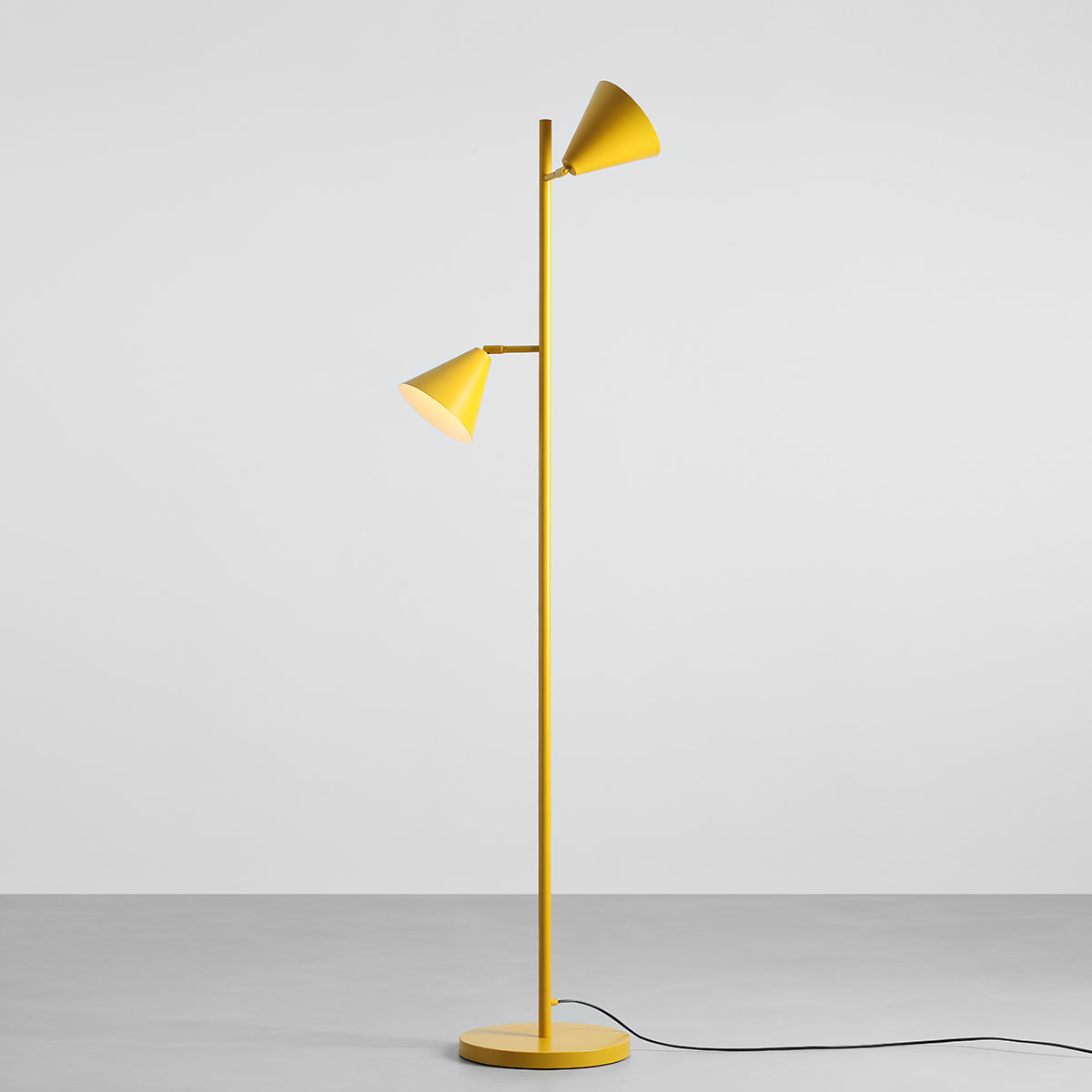 Se Frigg- Gulvlampe med to skærme i sennepsgul metal ❤ Kæmpe udvalg i 3-nordic - Køb online på udsalg og tilbud lige nu ❤ Super billig fragt og lynhurtig levering - Varenummer: 3-nordic-8718 og barcode / Ean: på lager - Udsalg på Lamper - Gulvlamper Spar helt op til 73% - Find dine favoritter blandt 2.739 brands