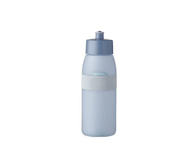 Se Mepal - Sportsflaske ToGo 500 ml New nordic blue ❤ Stort online udvalg i Mepal ❤ Meget billig fragt og hurtig levering: 1 - 2 hverdage - Varenummer: RKTK-FH30505 og barcode / Ean: '8720294023128 på lager - Udsalg på Spar op til 66% - Over 1150 kendte brands på udsalg