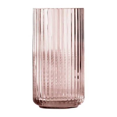Se Lyngby Porcelæn Lyngby vase glas burgundy 20 cm ✔ Kæmpe udvalg i Lyngby Porcelæn ✔ Hurtig levering: 1 - 2 Hverdage samt billig fragt - Varenummer: KTT-30506-01 og barcode / Ean: '5711507224190 på lager - Udsalg på Indretning - Dekoration - Vaser Spar op til 58% - Over 1312 kendte brands på udsalg