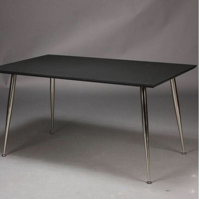 Se tilbud på Scott spisebord i sort laminat med metalben! Billigt udsalg på 3-nordic. Køb online nu! Hurtig levering, 1-2 hverdage. Varenummer: 3NDC-2886. Spar op til 61%.