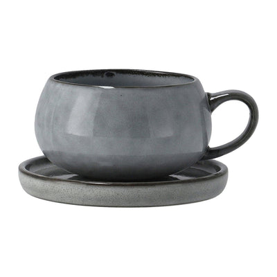 Se Lene Bjerre Amera kop og underkop Grå ✔ Kæmpe udvalg i Lene Bjerre ✔ Hurtig levering: 1 - 2 Hverdage samt billig fragt - Varenummer: NDN-31311-01 og barcode / Ean: '5705764696791 på lager - Udsalg på Home & Garden - Kitchen & Dining - Tableware - Drinkware - Coffee & Tea Cups Spar op til 66% - Over 1334 design mærker på udsalg