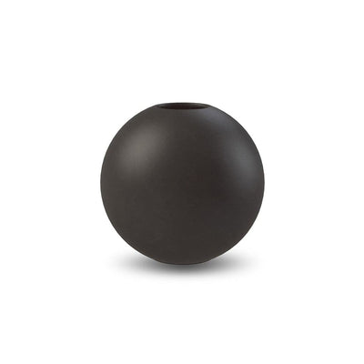 Se Cooee Design Ball vase black 8 cm ✔ Kæmpe udvalg i Cooee Design ✔ Hurtig levering: 1 - 2 Hverdage samt billig fragt - Varenummer: KTT-32468-01 og barcode / Ean: '7350057860380 på lager - Udsalg på Indretning - Dekoration - Vaser Spar op til 63% - Over 1150 kendte brands på udsalg