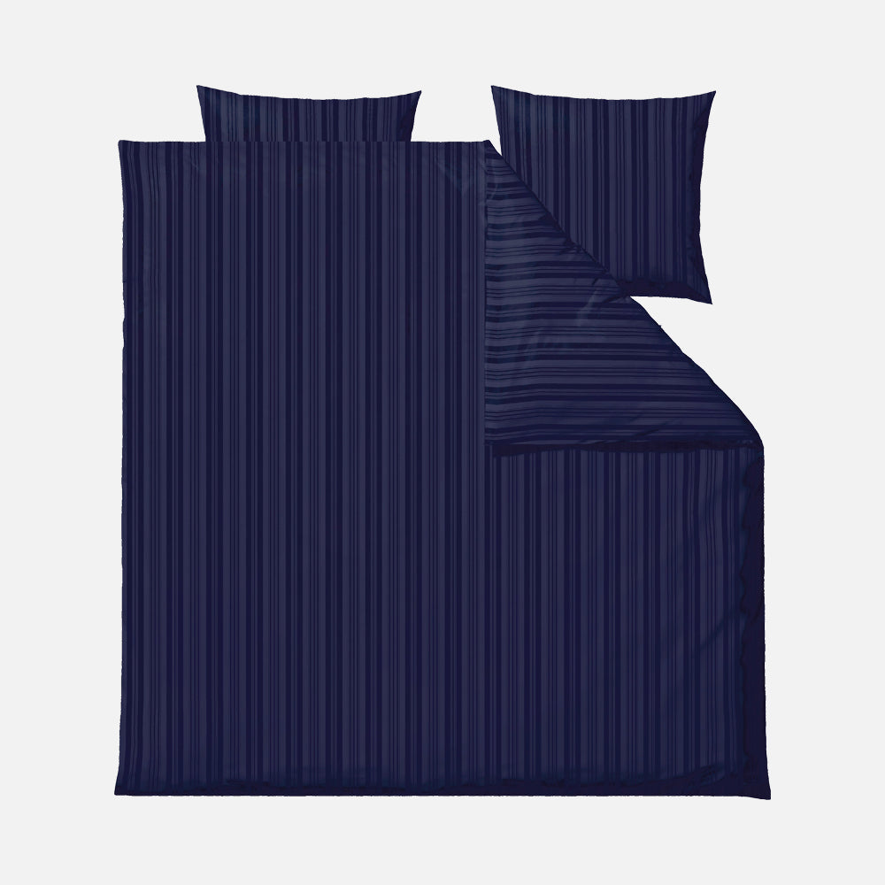 Se Södahl NOBLE Sengetøj - flere farver - 200x220 cm - Mørkeblå ❤ Kæmpe udvalg i Södahl - Køb online på udsalg og tilbud lige nu ❤ Billig fragt og hurtig levering - Varenummer: HomeFeeling-5206 og barcode / Ean: 5722000328070 på lager - Udsalg på Sengetøj - Bomuldssatin Spar stort – op til 71% - Over 2.739 brands med daglige tilbud