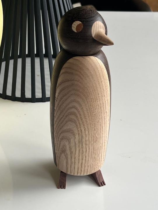 LSDesign Pingvin Molly H. 24 cm.