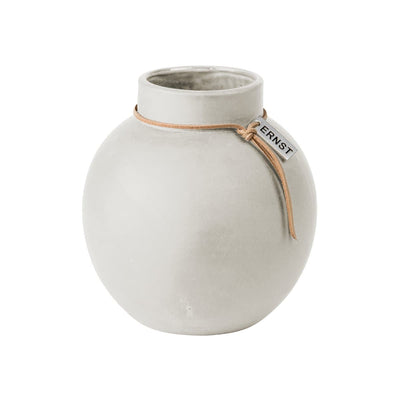 Se ERNST Ernst vase stentøj hvid 14 cm ✔ Kæmpe udvalg i ERNST ✔ Hurtig levering: 1 - 2 Hverdage samt billig fragt - Varenummer: KTT-33796-02 og barcode / Ean: '7332481069324 på lager - Udsalg på Indretning - Dekoration - Vaser Spar op til 58% - Over 1124 kendte brands på udsalg