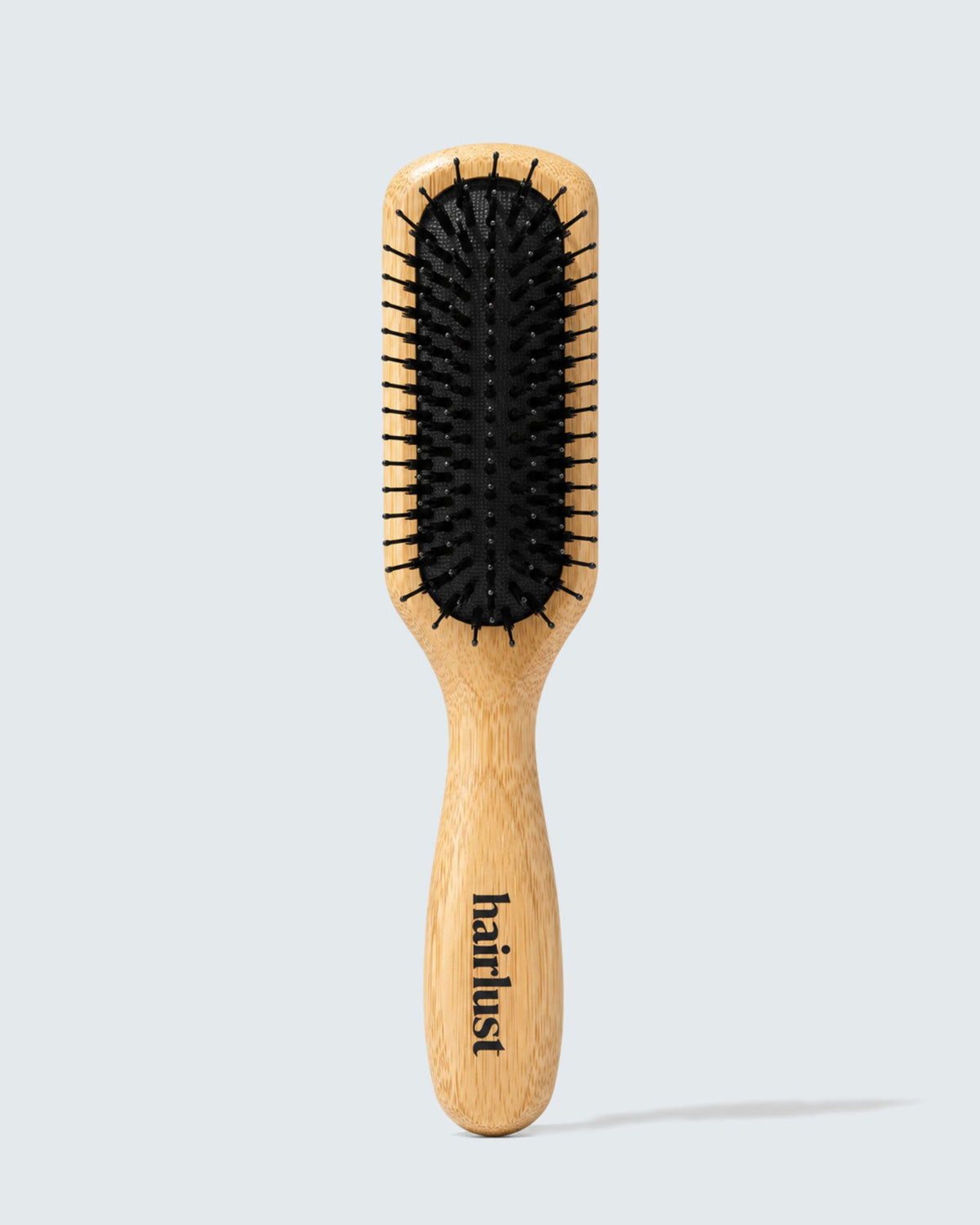 Hairlust Bamboo Styling Brush, smal hårbørste i bambus til styling og føntørring