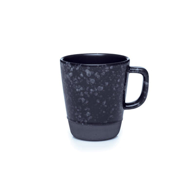 Se Aida Raw krus med hank 30 cl Sort med prikker ✔ Kæmpe udvalg i Aida ✔ Hurtig levering: 1 - 2 Hverdage samt billig fragt - Varenummer: NDN-33854-02 og barcode / Ean: '5709554152030 på lager - Udsalg på Home & Garden - Kitchen & Dining - Tableware - Drinkware - Coffee & Tea Cups Spar op til 54% - Over 1354 kendte mærker på udsalg
