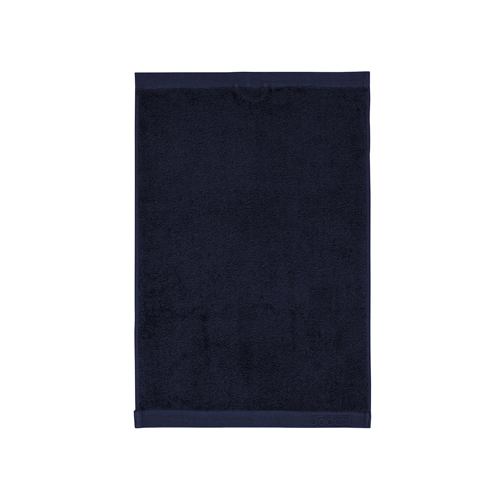 Se Södahl Organic ORGANIC COMFORT Håndklæder - Mørkeblå - 40x60 cm ❤ Kæmpe udvalg i Södahl Organic - Køb online på udsalg og tilbud lige nu ❤ Billig fragt og hurtig levering - Varenummer: HomeFeeling-6709 og barcode / Ean: 5722000338659 på lager - Udsalg på Alt til badeværelset - Håndklæder Op til 63% rabat - Mere end 2.739 populære mærker på tilbud