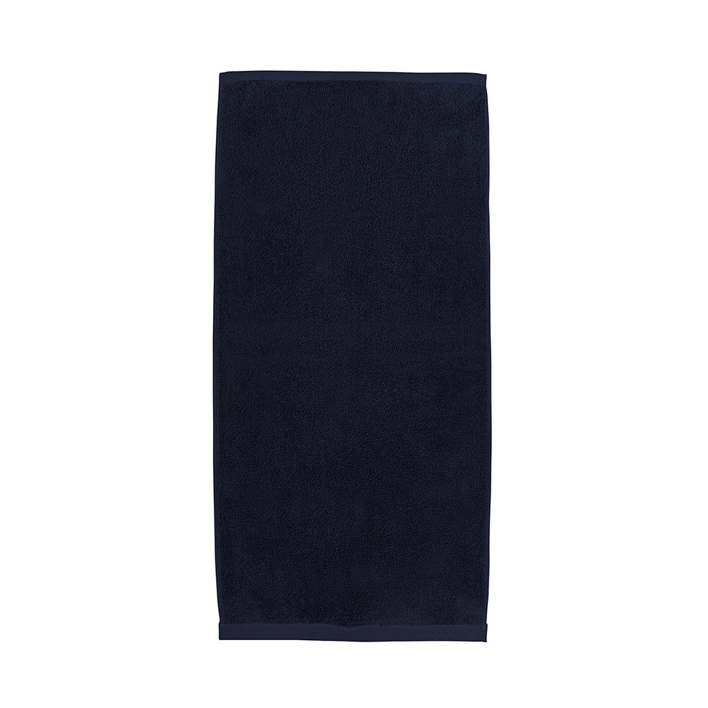 Se Södahl Organic ORGANIC COMFORT Håndklæder - Mørkeblå - 70x140 cm ❤ Kæmpe udvalg i Södahl Organic - Køb online på udsalg og tilbud lige nu ❤ Meget billig fragt og hurtig levering - Varenummer: HomeFeeling-6711 og barcode / Ean: 5722000338697 på lager - Udsalg på Alt til badeværelset - Håndklæder Store besparelser – op til 77% - Udsalg på mere end 2.281 populære mærker