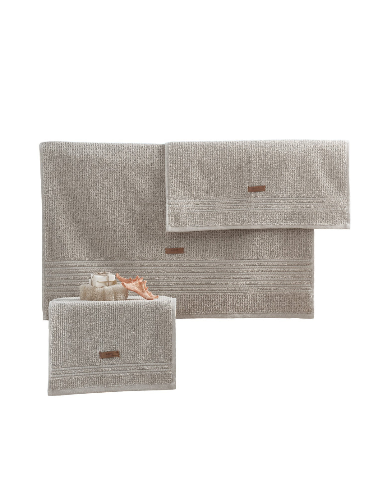 Se NORDVÄRK Wellness håndklæde - beige bomuld (3 dele) ❤ Kæmpe udvalg i NORDVÄRK - Køb online på udsalg og tilbud lige nu ❤ Super billig fragt og lynhurtig levering - Varenummer: Boboonline-125019 og barcode / Ean: 8683743425839 på lager - Udsalg på Interiør,Badeværelsestilbehør,Håndklæder,
Interiør,
Badeværelsestilbehør,
Badeværelse Store besparelser – op til 77% - 2.739+ brands til skarpe priser