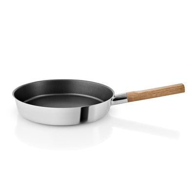 Se Eva Solo Nordic Kitchen stegepande RS Ø 28 cm ✔ Kæmpe udvalg i Eva Solo ✔ Hurtig levering: 1 - 2 Hverdage samt billig fragt - Varenummer: NDN-33941-02 og barcode / Ean: '5706631183116 på lager - Udsalg på Home & Garden - Kitchen & Dining - Cookware & Bakeware - Cookware - Skillets & Frying Pans Spar op til 62% - Over 1354 kendte brands på udsalg