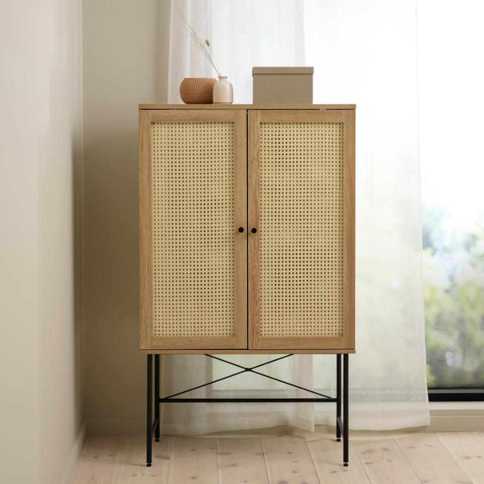 Se Pensacola Skab, Melamin Egetræs-Look, 80x40x135 cm, 2 Døre ❤ Kæmpe udvalg i Unique furniture - Køb online på udsalg og tilbud lige nu ❤ Billig fragt • Hurtig levering - Varenummer: Bolig&Haven-53109285257546 og barcode / Ean: 5704745136288 på lager - Udsalg på Store besparelser – op til 67% - Udsalg på mere end 2.281 populære mærker