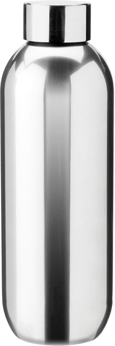 Se Stelton Keep Cool Termoflaske 0,6 l, Steel Str 0.6 - Termoflasker Stål ❤ Stort online udvalg i Stelton ❤ Meget billig fragt og hurtig levering: 1 - 2 hverdage - Varenummer: MGS-S11428737 og barcode / Ean: 5709846029453 på lager - Udsalg på Bolig - Køkkenudstyr - Opbevaring - Termoflasker Spar op til 65% - Over 1334 design mærker på udsalg