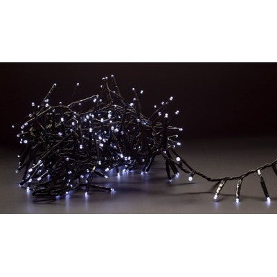 8 m. kold hvid cluster LED julelyskæde - 400 LED, memory funktion, IP44 udendørs, 230V