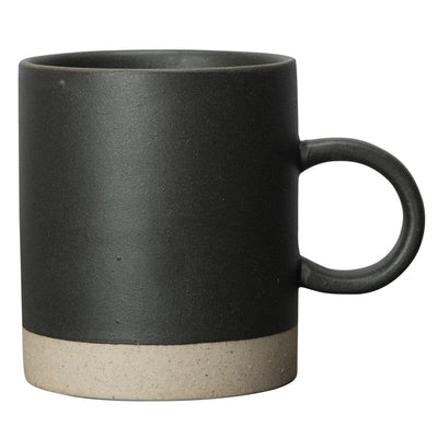 Se Byon Fumiko krus Beige/Sort ✔ Kæmpe udvalg i Byon ✔ Hurtig levering: 1 - 2 Hverdage samt billig fragt - Varenummer: NDN-35854-01 og barcode / Ean: '7332738927766 på lager - Udsalg på Home & Garden - Kitchen & Dining - Tableware - Drinkware - Coffee & Tea Cups Spar op til 63% - Over 1300 kendte brands på udsalg