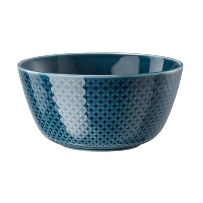 Se Rosenthal Junto morgenmadsskål 14 cm Ocean blue ✔ Kæmpe udvalg i Rosenthal ✔ Hurtig levering: 1 - 2 Hverdage samt billig fragt - Varenummer: NDN-36533-01 og barcode / Ean: '4012438522876 på lager - Udsalg på Home & Garden - Kitchen & Dining - Tableware - Dinnerware - Bowls Spar op til 63% - Over 1150 kendte brands på udsalg