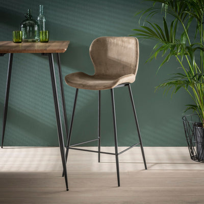 Se billigt tilbud på Blues- 4 Barstole i champagne velour og metal! Udsalg på 3-nordic. Hurtig levering, billig fragt. Varenummer: 3NDC-1552. Spar op til 54%.