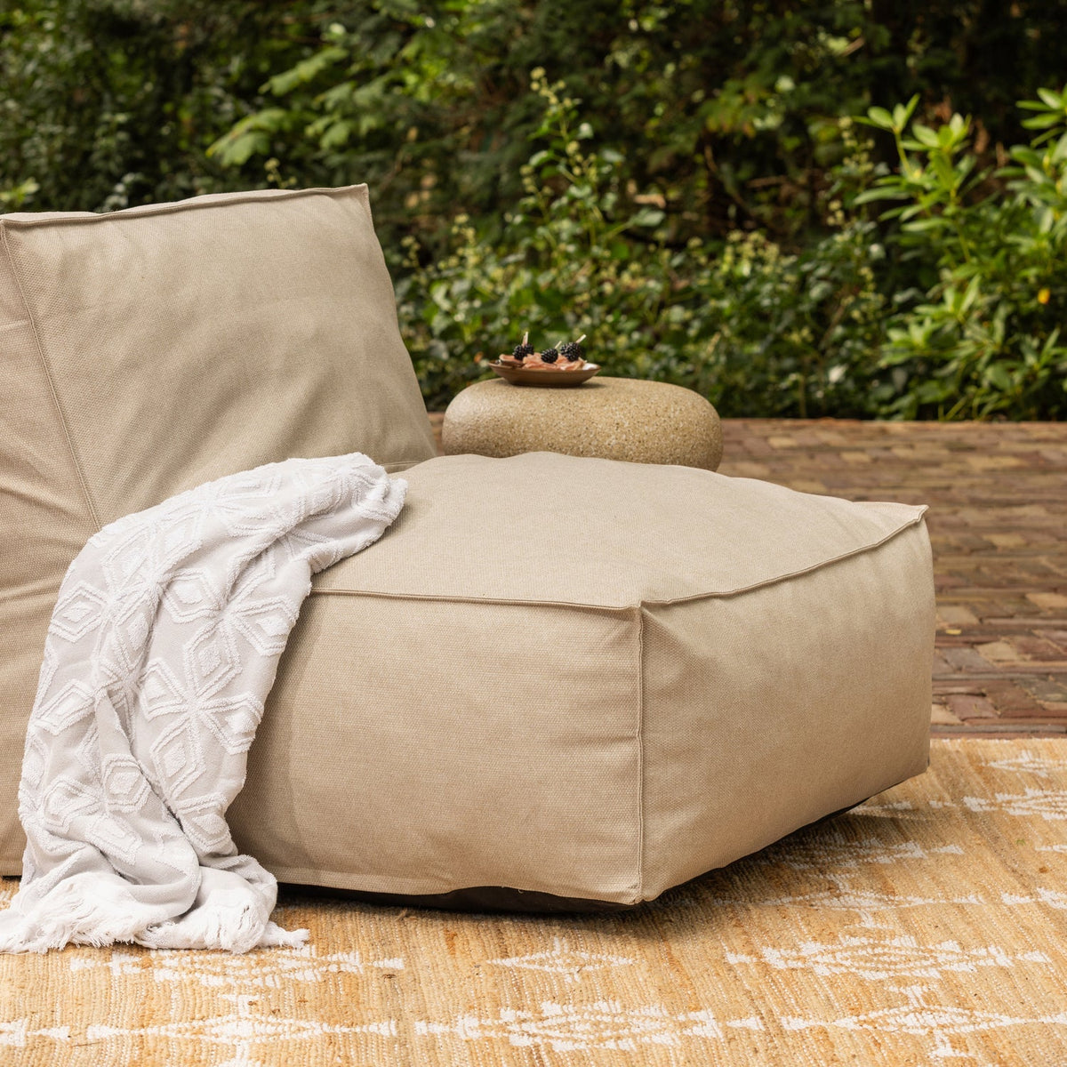 Se WOOOD - Velora Havelounge Stol Sand 95x95 cm ❤ Kæmpe udvalg i WOOOD - Køb online på udsalg og tilbud lige nu ❤ Hurtig levering til lave fragtpriser - Varenummer: Bolig&Haven-60858096484682 og barcode / Ean: 8714713237418 på lager - Udsalg på Spar stort – op til 71% - Over 2.739 kendte mærker online