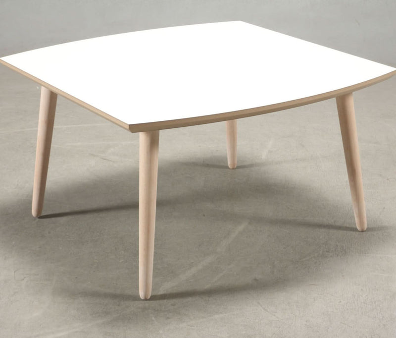 Boot - Sofabord i hvid laminat med egeben, vælg mellem 4 størrelser 80 x 80 cm Højde 45 cm