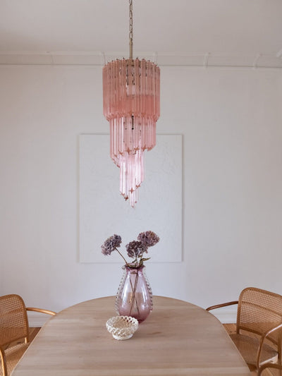 Se tilbud på Murano Lysekrone - Spiral - 54 prismer - Rosa Krom patineret. Billigt udsalg! Køb online nu. Hurtig levering. Varenummer: CHEVIN-69291. Spar op til 51%.