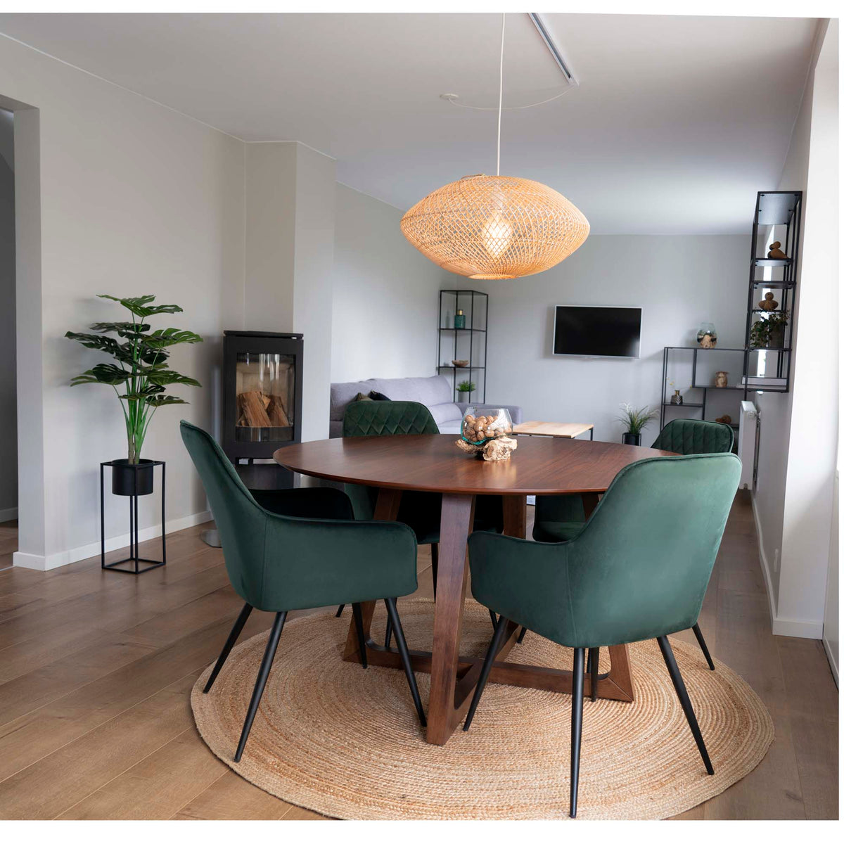 Se Bombay Gulvtæppe - Rundt i flettet natur jute 4 størrelser - Ø180 cm ❤ Kæmpe udvalg i House Nordic - Køb online på udsalg og tilbud lige nu ❤ Billig fragt og hurtig levering - Varenummer: Bolig&Haven-42365084303612 og barcode / Ean: 5713917000722 på lager - Udsalg på Spar helt op til 57% - Stort udsalg på over 739 brands