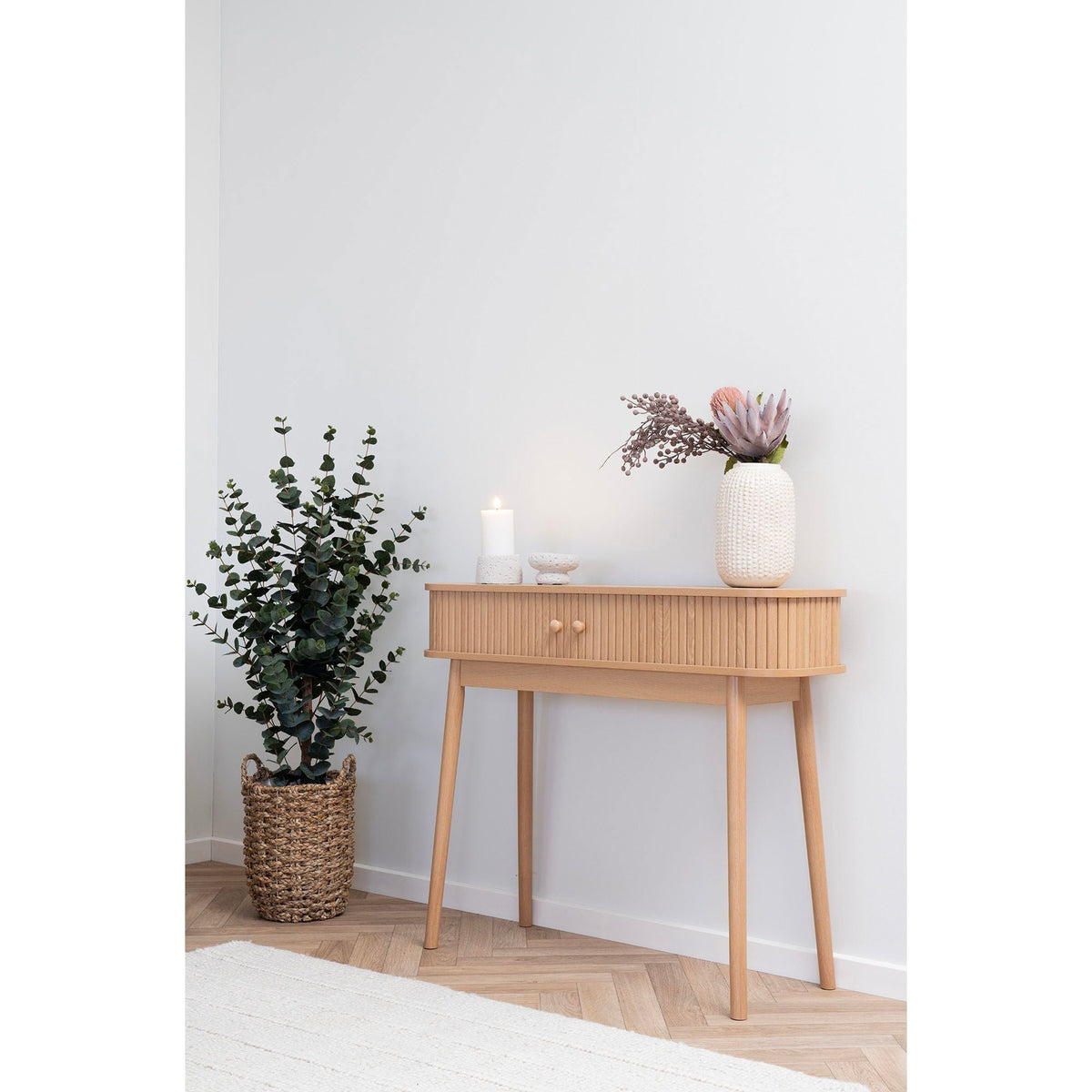 Se House Nordic - Nikko Konsolbord, natur, 100x30x80 cm ❤ Kæmpe udvalg i House Nordic - Køb online på udsalg og tilbud lige nu ❤ Hurtig levering til lave fragtpriser - Varenummer: Bolig&Haven-50242365161802 og barcode / Ean: 5713917031825 på lager - Udsalg på Op til 57% rabat - Over 1.329 brands på online udsalg
