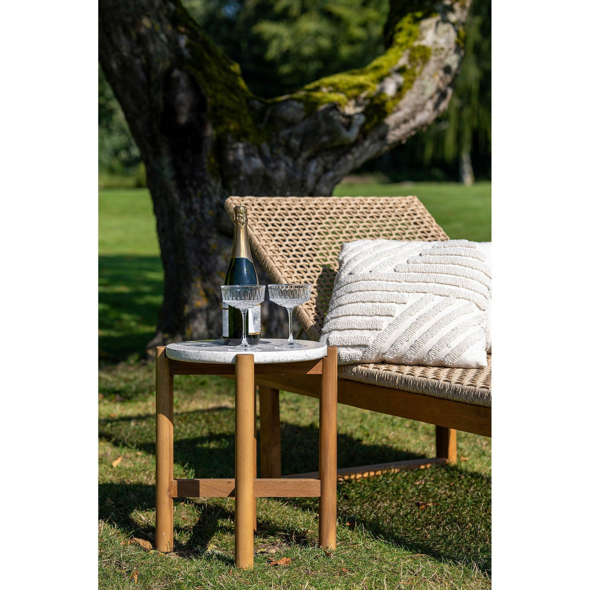 Se House Nordic - Terracina Sidebord Ø37 x H46 cm ❤ Kæmpe udvalg i House Nordic - Køb online på udsalg og tilbud lige nu ❤ Hurtig levering til lave fragtpriser - Varenummer: Bolig&Haven-50242387444042 og barcode / Ean: 5713917034208 på lager - Udsalg på Spar helt op til 79% - Stort udsalg på over 739 brands