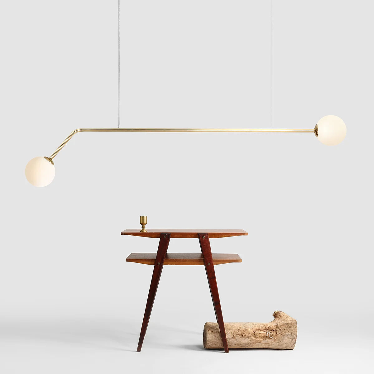 Se Limelight - Loftlampe i guldfarvet metal og hvidt glas, bredde 150 cm ❤ Kæmpe udvalg i 3-nordic - Køb online på udsalg og tilbud lige nu ❤ Billig fragt • Hurtig levering - Varenummer: 3-nordic-3343 og barcode / Ean: på lager - Udsalg på Lamper - Loftlamper - pendler - Langbordspendler Spar stort – op til 53% - Over 785 kendte brands på udsalg