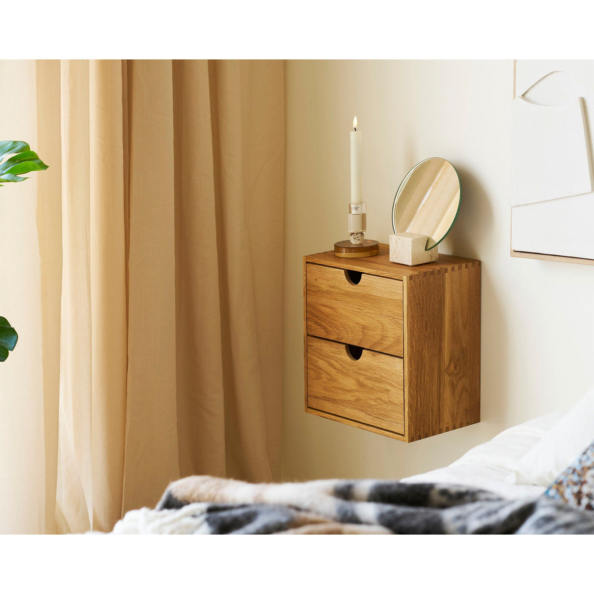Se House Nordic - Townsville væghylde med skuffer - Eg - 18Ã30Ã30 cm ❤ Kæmpe udvalg i House Nordic - Køb online på udsalg og tilbud lige nu ❤ Hurtig levering til lave fragtpriser - Varenummer: Bolig&Haven-52769445052746 og barcode / Ean: 5713917036936 på lager - Udsalg på Få op til 67% i rabat - Over 1.798 brands samlet på udsalg