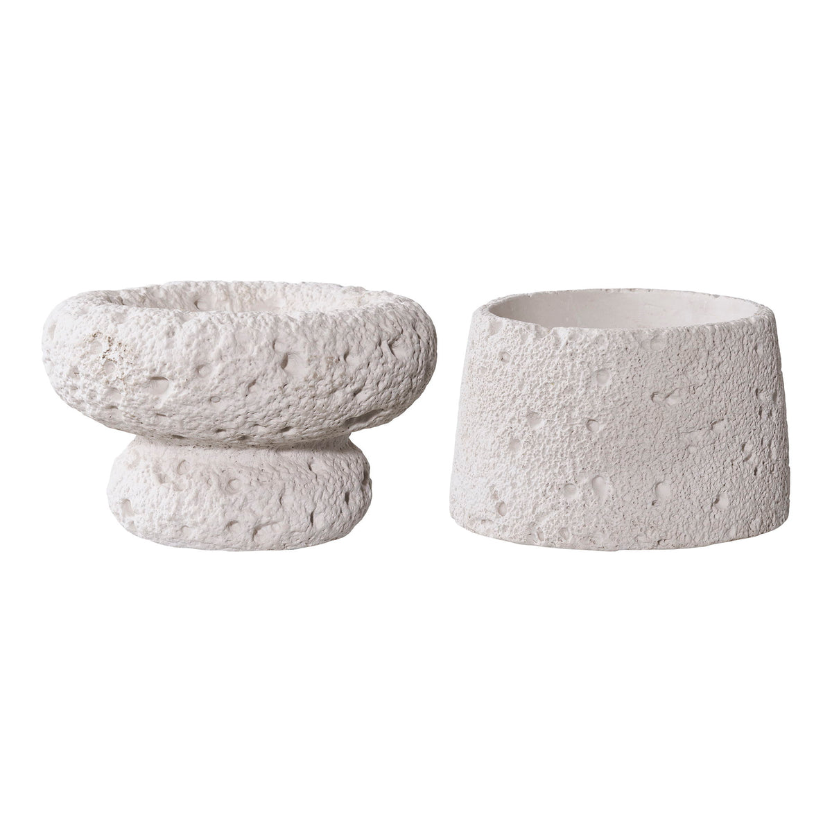 Se HOUSE NORDIC lysestage, rund - grå cement (sæt med 2) ❤ Kæmpe udvalg i House Nordic - Køb online på udsalg og tilbud lige nu ❤ Meget billig fragt og hurtig levering: 1 - 2 hverdage - Varenummer: Boboonline-115165 og barcode / Ean: 5713917032310 på lager - Udsalg på Interiør,Dekoration,Lysestager og fyrfadsstager,
Interiør,
Dekoration, Spar op til 51% - Over 785 kendte brands på udsalg
