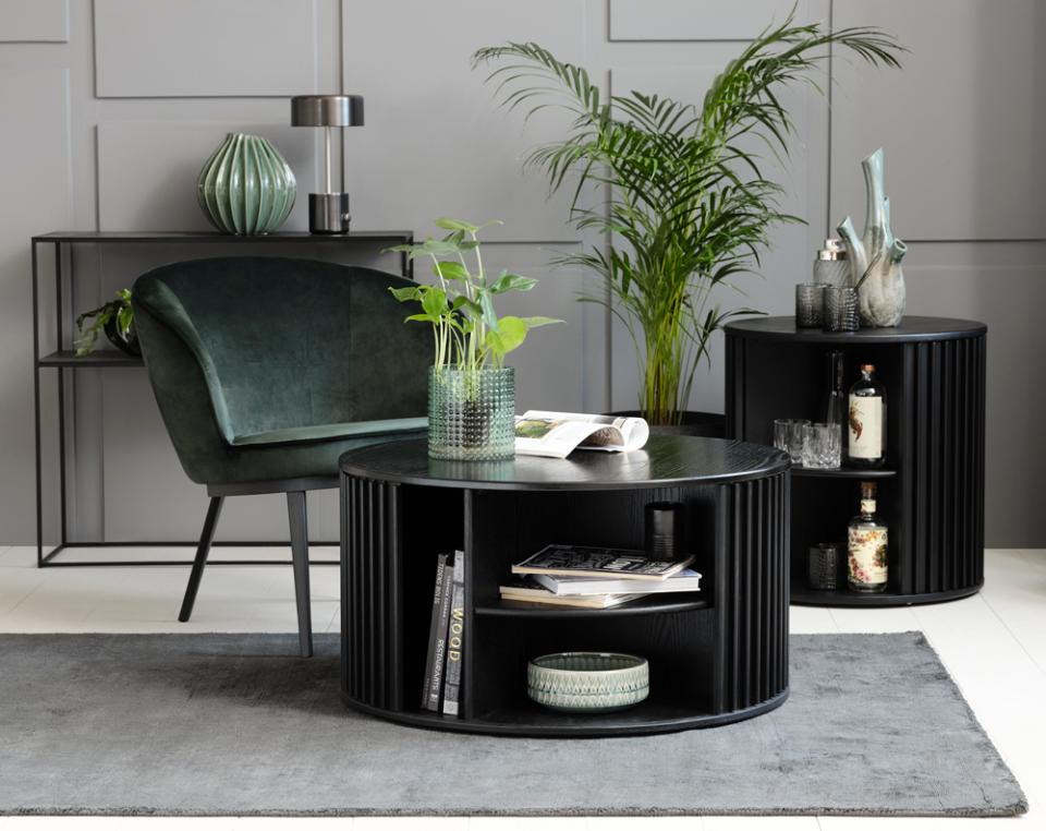 Se Siena Sofabord, Sort Eg Ø85x45 cm ❤ Kæmpe udvalg i Unique furniture - Køb online på udsalg og tilbud lige nu ❤ Super billig fragt og lynhurtig levering - Varenummer: Bolig&Haven-53109294104906 og barcode / Ean: 5704745197081 på lager - Udsalg på Op til 63% rabat - Mere end 1.329 populære mærker på udsalg