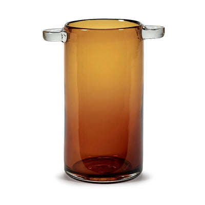 Se Serax Wind & Fire vase med hank 24 cm Amber ✔ Kæmpe udvalg i Serax ✔ Hurtig levering: 1 - 2 Hverdage samt billig fragt - Varenummer: KTT-46574-01 og barcode / Ean: '5400959006415 på lager - Udsalg på Indretning - Dekoration - Vaser Spar op til 67% - Over 1334 design mærker på udsalg