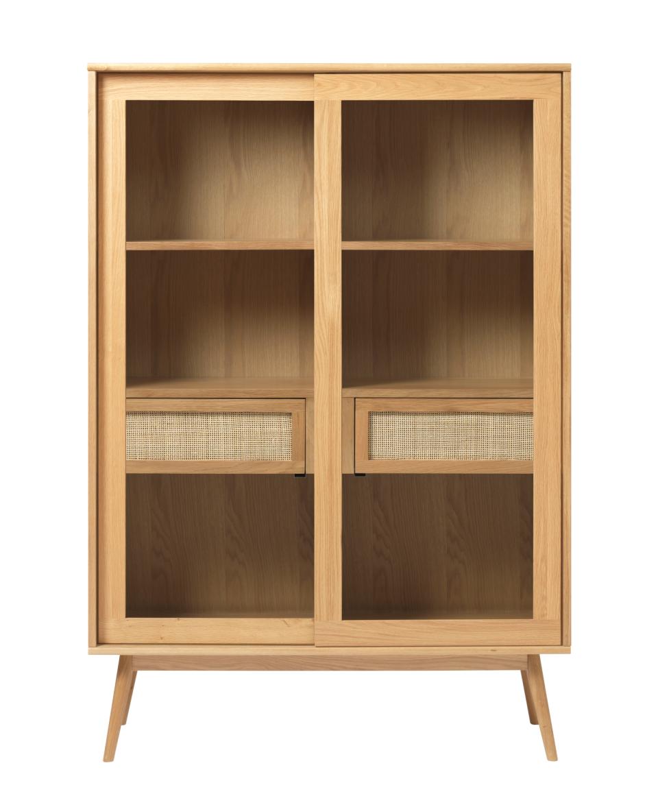 Se Barrali Vitrineskab, 160x110x40 cm - Natur Eg med Glas - Nordisk Design ❤ Kæmpe udvalg i Unique furniture - Køb online på udsalg og tilbud lige nu ❤ Billig fragt og hurtig levering - Varenummer: Bolig&Haven-53109267792202 og barcode / Ean: 5704745187655 på lager - Udsalg på Op til 61% rabat - Over 1.329 brands på online udsalg