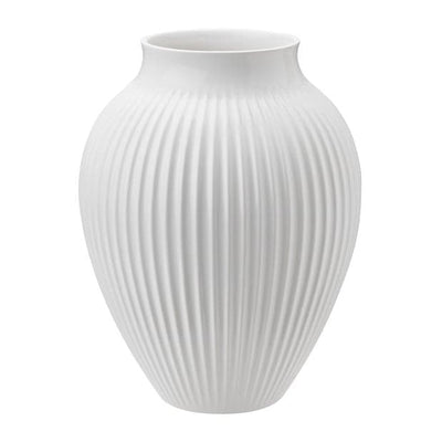 Se Knabstrup Keramik Knabstrup vase riflet 20 cm Hvid ✔ Kæmpe udvalg i Knabstrup Keramik ✔ Hurtig levering: 1 - 2 Hverdage samt billig fragt - Varenummer: KTT-47020-01 og barcode / Ean: '5713959012356 på lager - Udsalg på Indretning - Dekoration - Vaser Spar op til 67% - Over 1334 design brands på udsalg