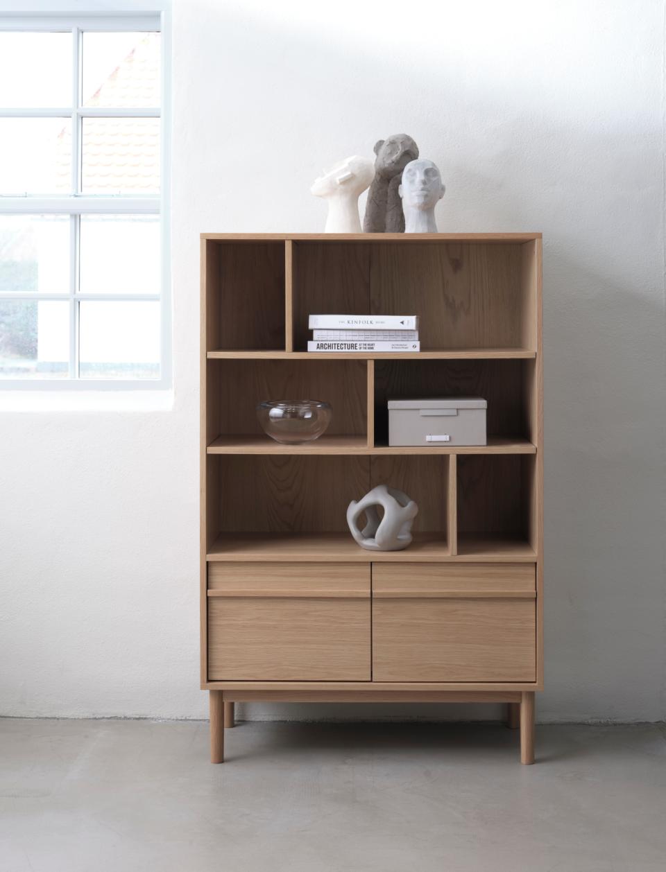 Se Ponza Bogreol, Natur Eg, 90x40x140 cm ❤ Kæmpe udvalg i Unique furniture - Køb online på udsalg og tilbud lige nu ❤ Billig fragt • Hurtig levering - Varenummer: Bolig&Haven-53109286633802 og barcode / Ean: 5704745132884 på lager - Udsalg på Op til 63% rabat - Mere end 1.329 populære mærker på udsalg