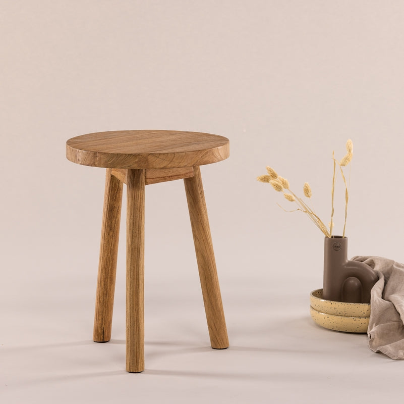 Se Butler - Skammel i teaktræ, diameter 31 cm. ❤ Kæmpe udvalg i 3-nordic - Køb online på udsalg og tilbud lige nu ❤ Hurtig levering til lave fragtpriser - Varenummer: 3-nordic-8295 og barcode / Ean: på lager - Udsalg på Dagligstue - Pufs og taburetter Spar stort – op til 53% - Over 2.739 brands med kæmpe udsalg