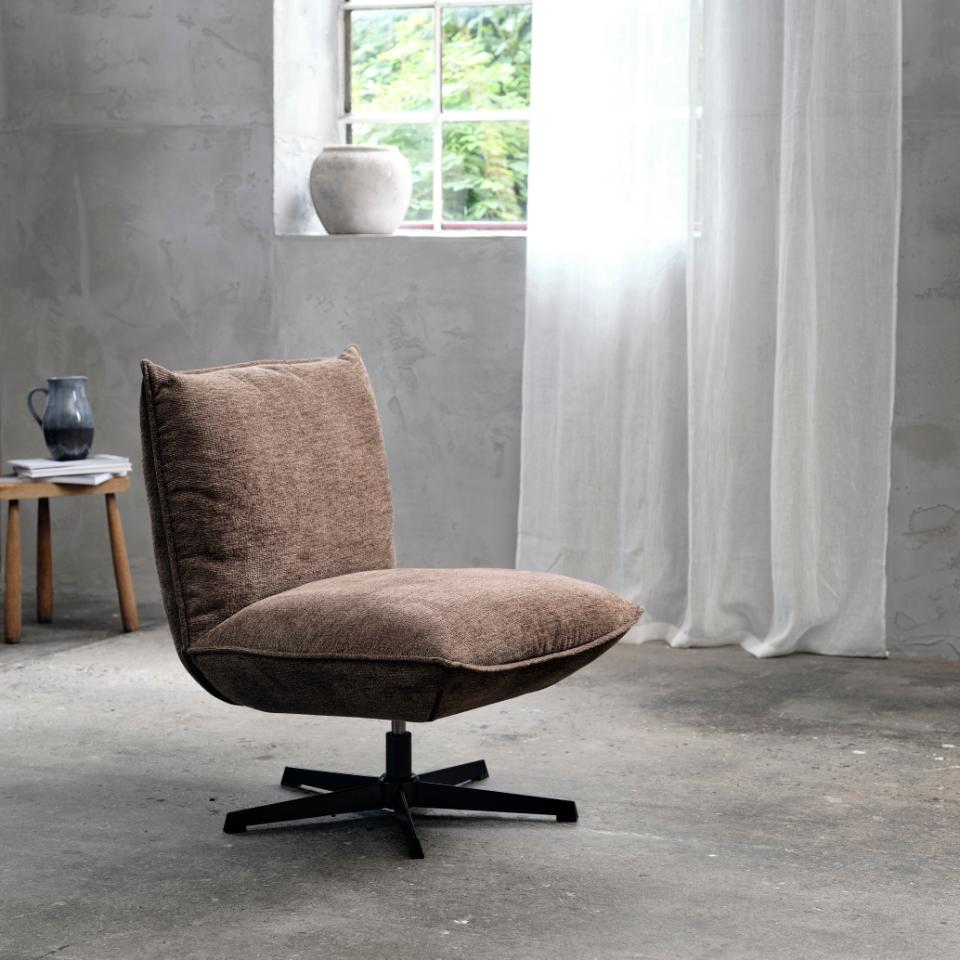 Se Fraser Loungestol, Mocca Chenille, 70x83x88 cm ❤ Kæmpe udvalg i Unique furniture - Køb online på udsalg og tilbud lige nu ❤ Billig fragt og hurtig levering - Varenummer: Bolig&Haven-53109275787594 og barcode / Ean: 5704745161594 på lager - Udsalg på Få op til 63% i rabat - Over 1.798 brands samlet på udsalg