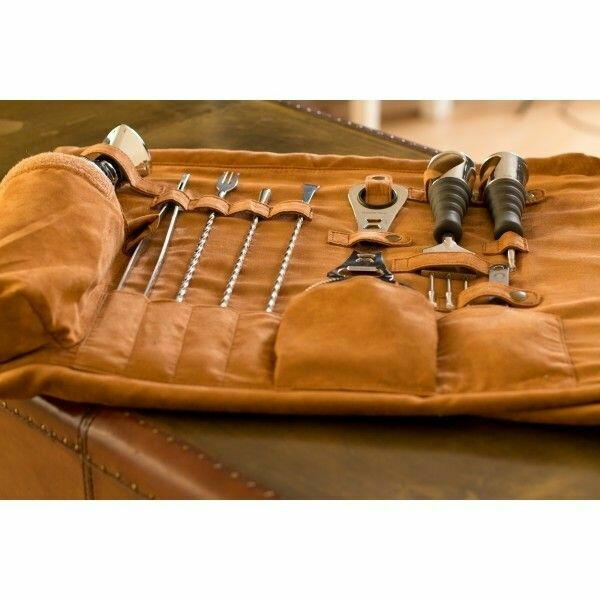Se Bartender Kit Luxroll, Ãberbartools ✔ Kæmpe udvalg i Bolig Magasin - Køb online på udsalg og tilbud lige nu ✔ Billig fragt og hurtig levering - Varenummer: Barlife-9760 og 9343786002679 på lager - Udsalg på Barudstyr - Barværktøj - Barsæt Få op til 63% i rabat - Find over 1.798 mærker på udsalg
