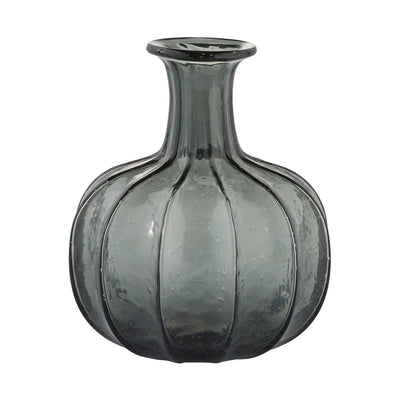 Se Lene Bjerre Miyanne vase 21 cm Smoked grey ✔ Kæmpe udvalg i Lene Bjerre ✔ Hurtig levering: 1 - 2 Hverdage samt billig fragt - Varenummer: KTT-500301-01 og barcode / Ean: '5705764742917 på lager - Udsalg på Indretning - Dekoration - Vaser Spar op til 62% - Over 1354 design brands på udsalg